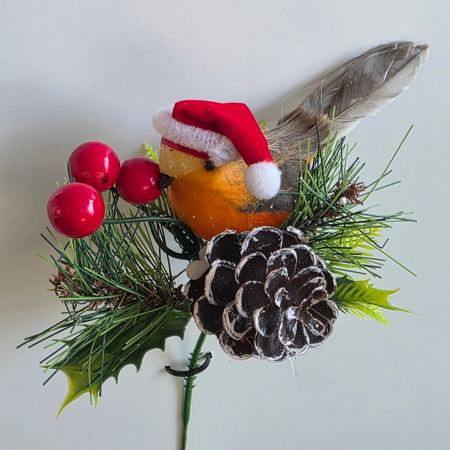 Christmas Robin Pick With Pine Cone