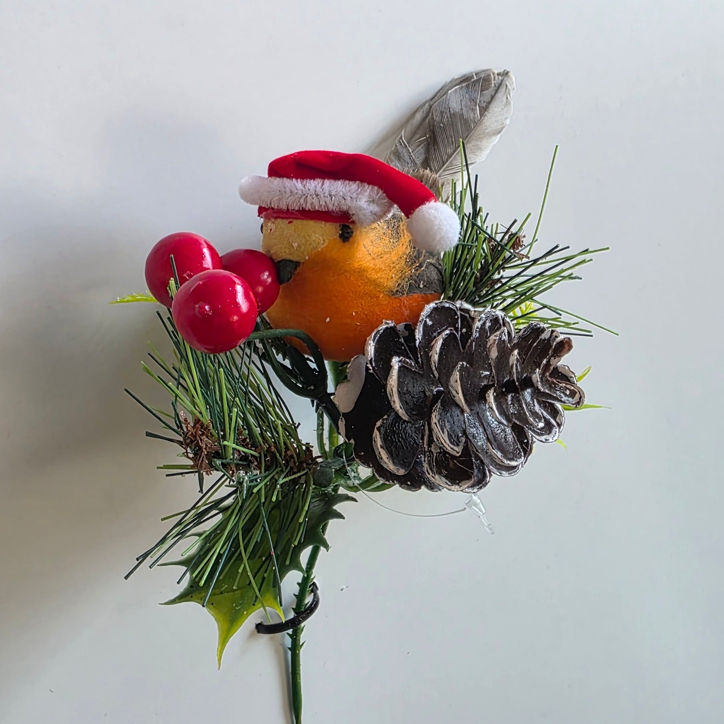 Christmas Robin Pick With Pine Cone