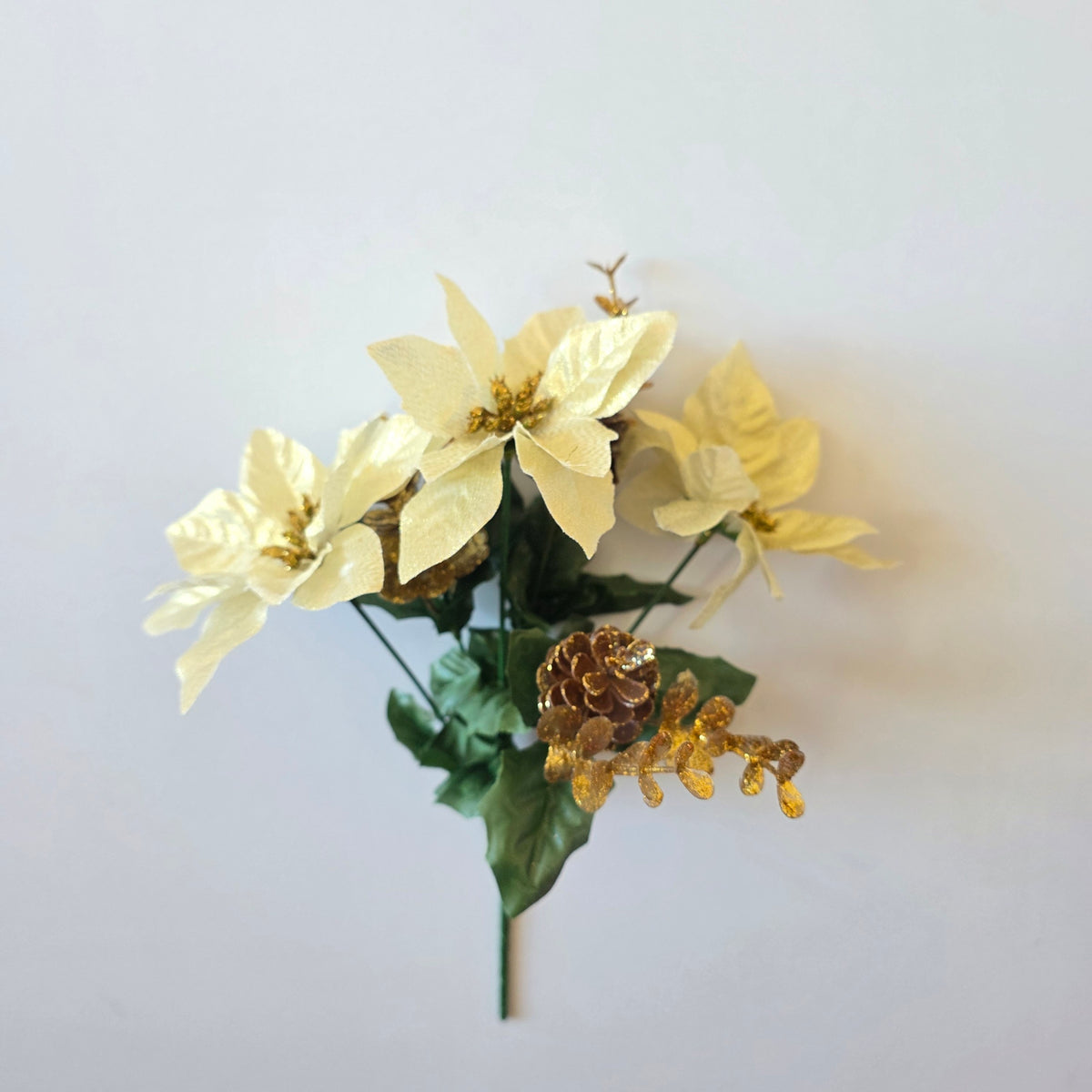 Artificial Poinsettia Christmas Flower Bunch – £2
