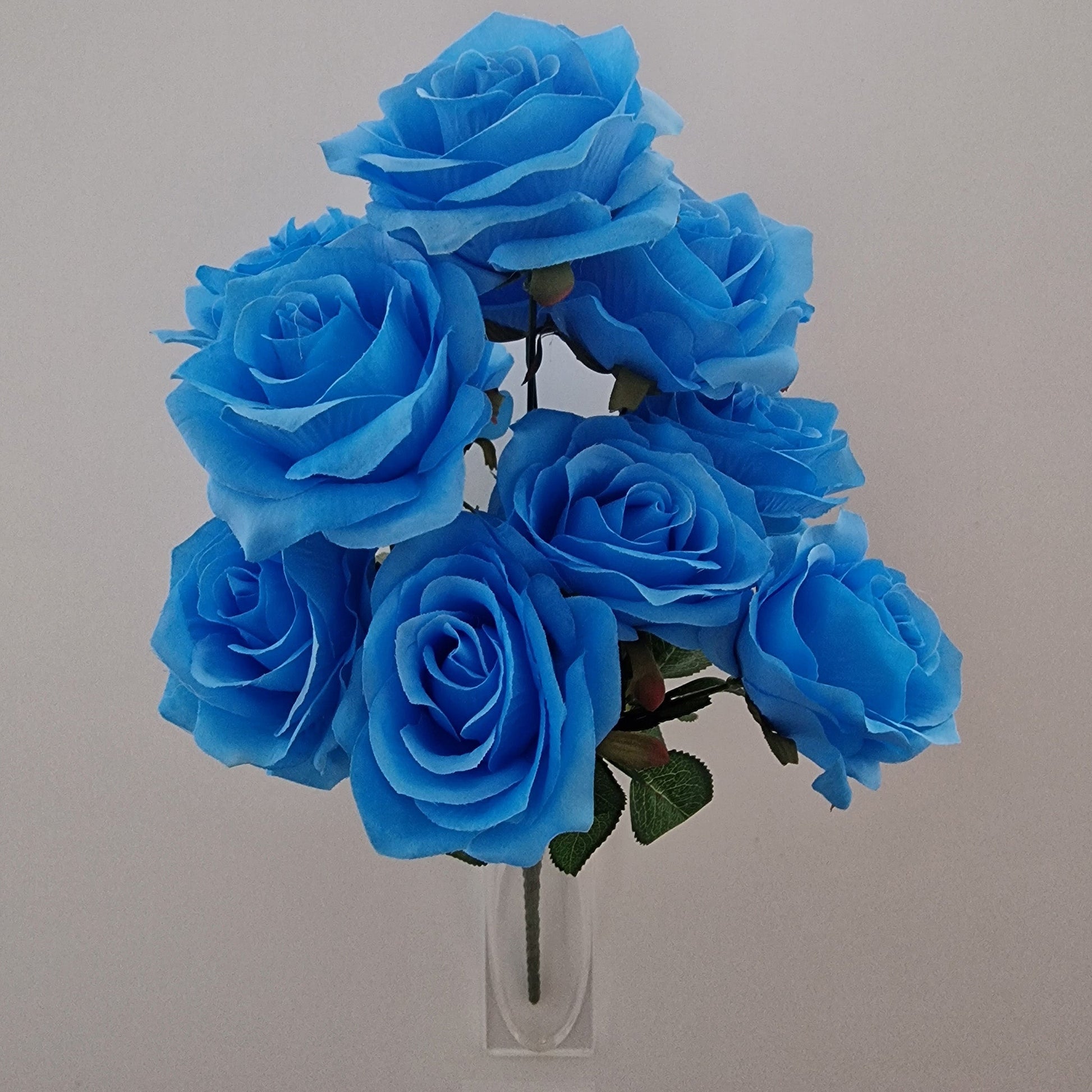 Beautiful Large Rose Bouquet In Blue 12 Stems Amor Flowers Beautiful large rose bouquet in blue 12 stems amor flowers