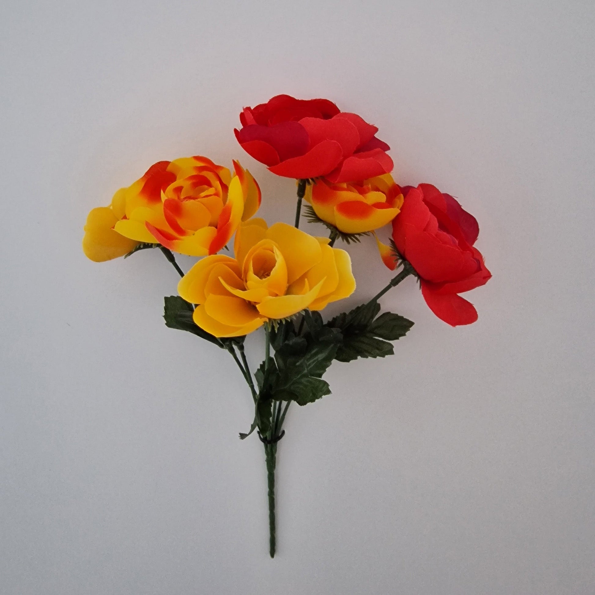 Ranunculus Bush in Six Colours - Amor Flowers